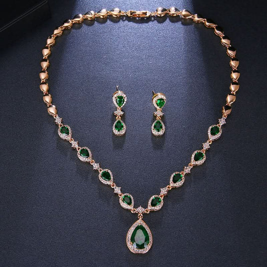 Luxurious Emerald Green Jewelry Set - ShopLorca